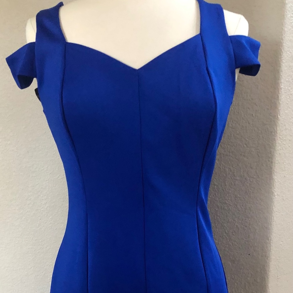 En Focus Royal Blue Size 10 Dress
